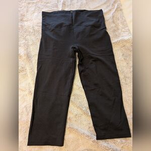 Spanx Capri Leggings